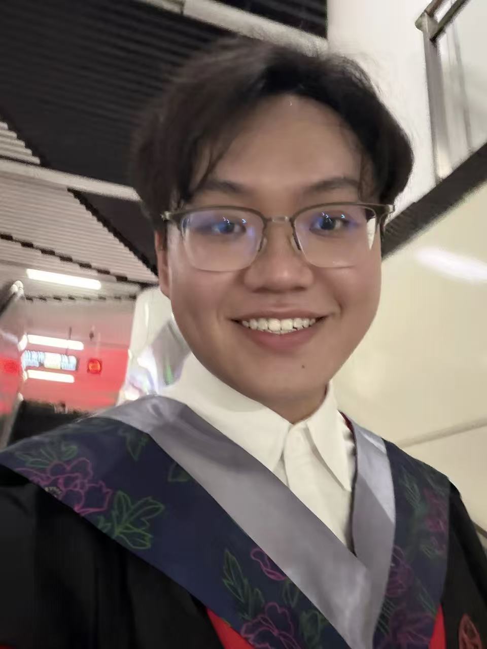 Yiheng Lei